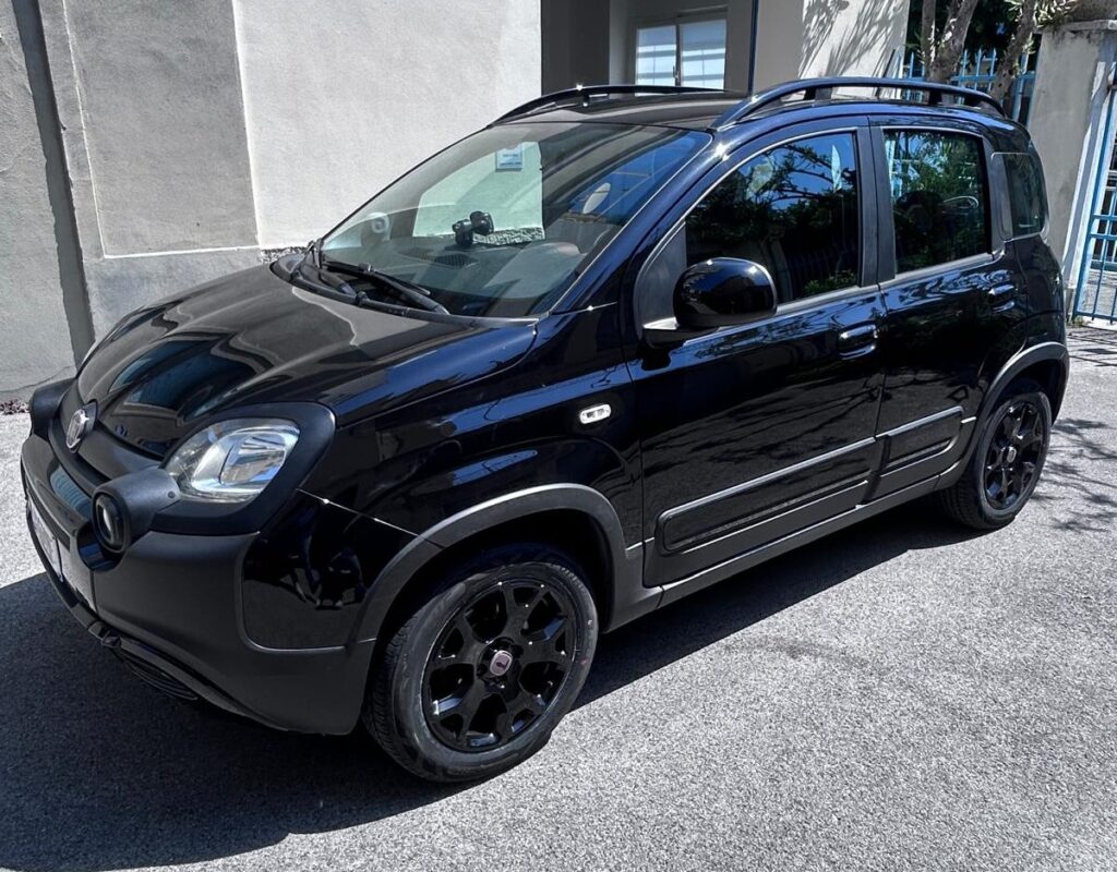 FIAT Panda 1.0 FireFly S&S Hybrid Trussardi