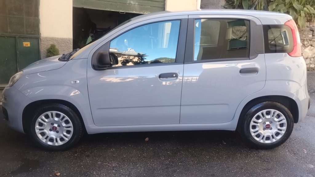 FIAT PANDA 70CV HYBRID 1000cc